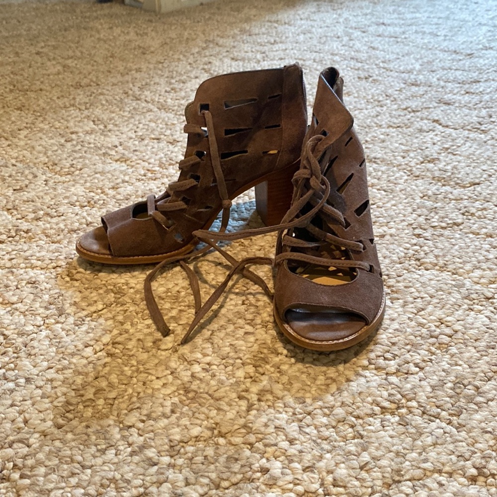 Vince Camuto Heels